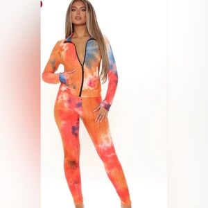 Women’s Fashion Nova “Confidence Is Key” Tie-Dye Matching Legging Set